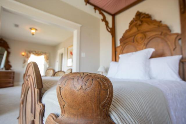 Clifton House - Panorama - Queen Suite, Sleeps 4, River Views Натчез Екстер'єр фото